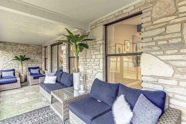 103 Oasis ST A, Horseshoe Bay, TX 78657