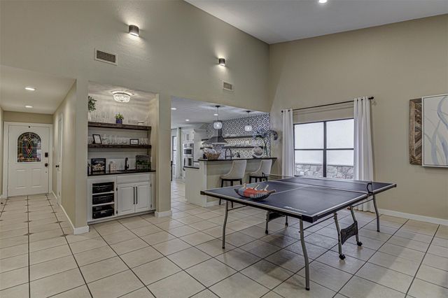 103 Oasis ST A, Horseshoe Bay, TX 78657