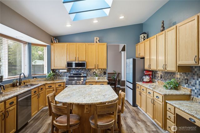 21802 114th Street E, Bonney Lake, WA 98391