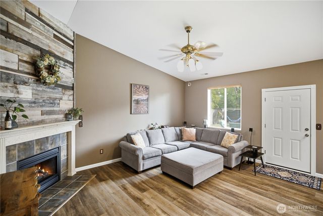 21802 114th Street E, Bonney Lake, WA 98391