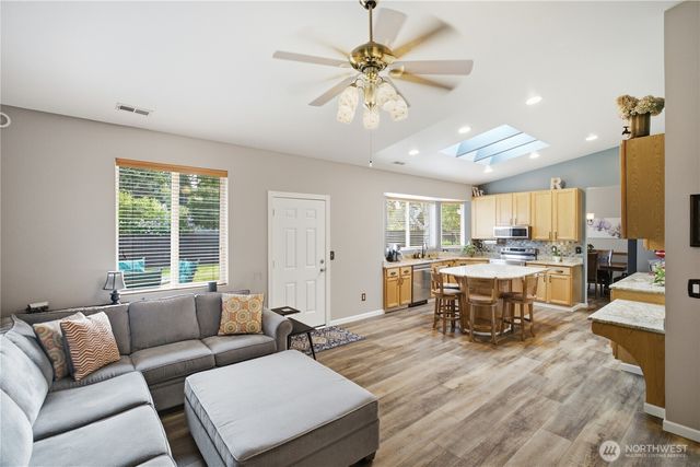 21802 114th Street E, Bonney Lake, WA 98391