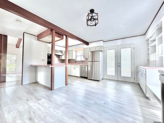 897 Baird Dr, Baton Rouge, LA 70808