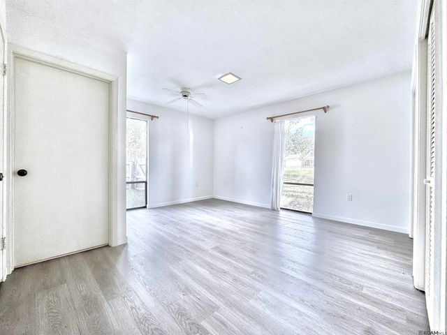 897 Baird Dr, Baton Rouge, LA 70808