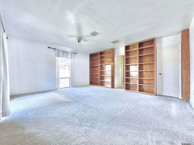 897 Baird Dr, Baton Rouge, LA 70808