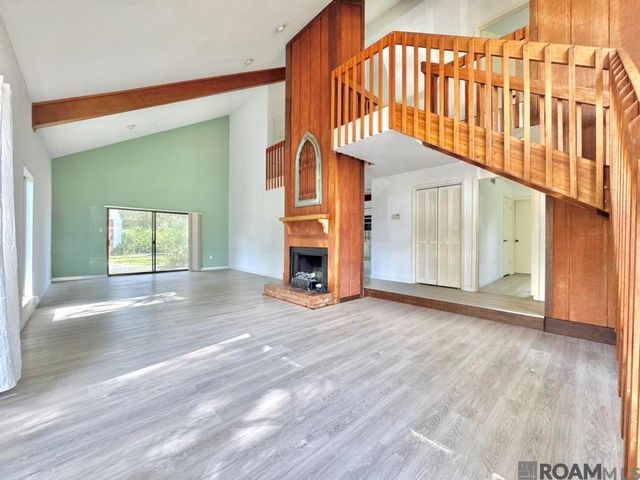 897 Baird Dr, Baton Rouge, LA 70808