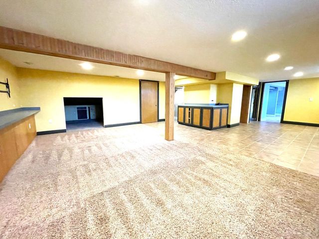 6490 Crane DRIVE, Oak Creek, WI 53154