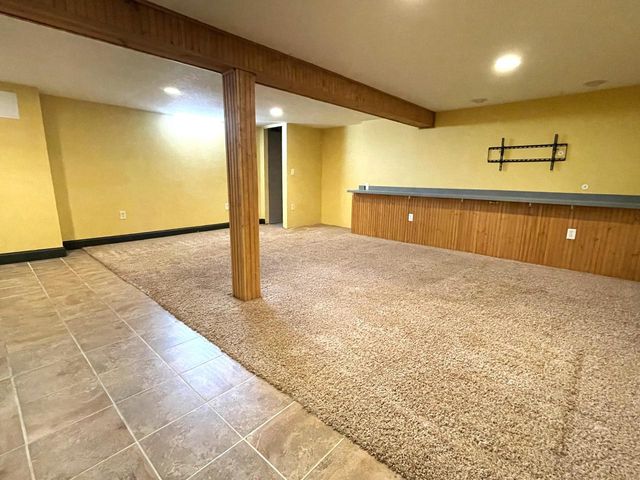 6490 Crane DRIVE, Oak Creek, WI 53154