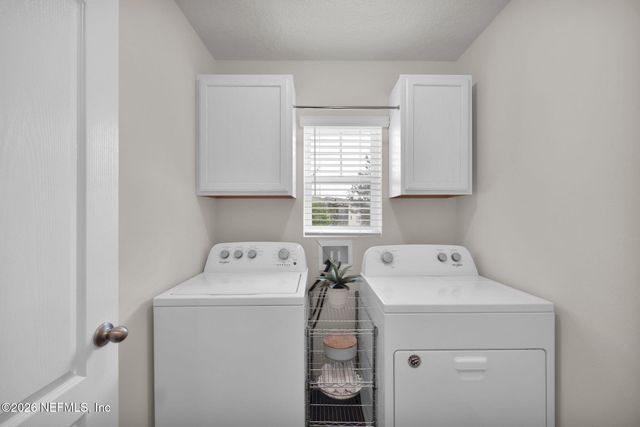 7892 MEADOW WALK Lane, Jacksonville, FL 32256