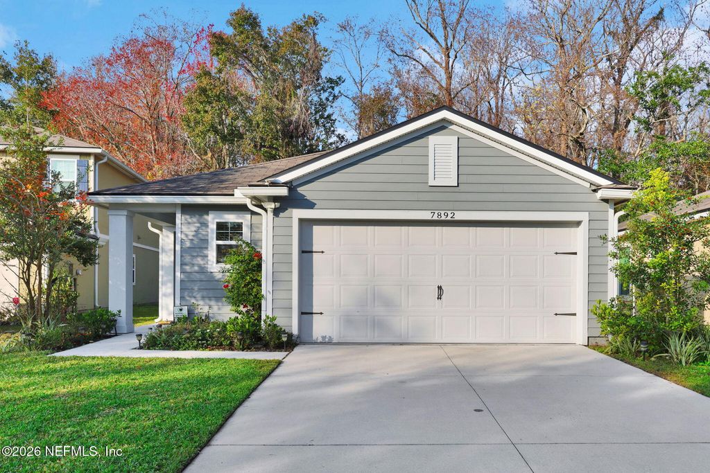 7892 MEADOW WALK Lane, Jacksonville, FL 32256