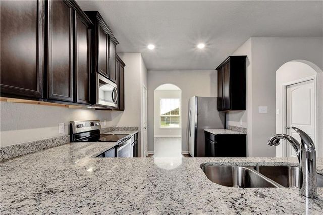 120 Declaration LN, Liberty Hill, TX 78642