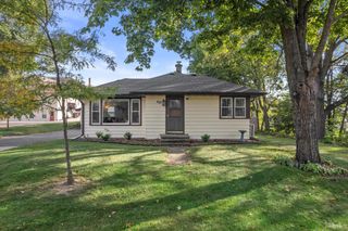 203 W Tomlinson Street, Poynette, WI 53955