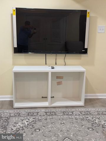 5600 11TH ST N, Arlington, VA 22205