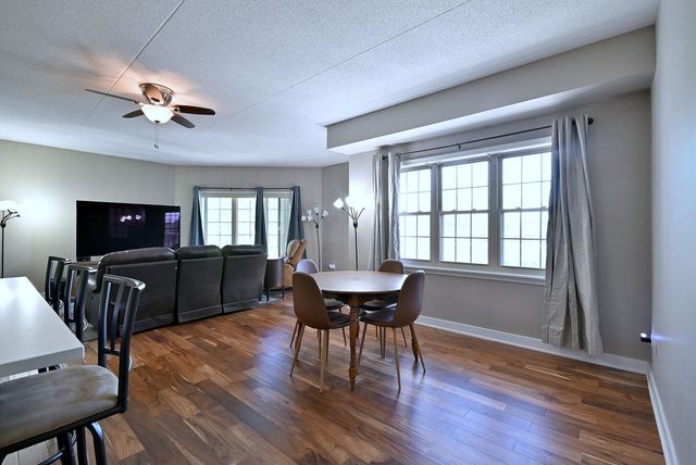 9670 FRANKLIN Avenue 213, Franklin Park, IL 60131