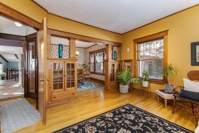 1305 S Fell Avenue, Normal, IL 61761