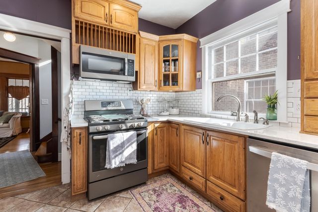 1305 S Fell Avenue, Normal, IL 61761