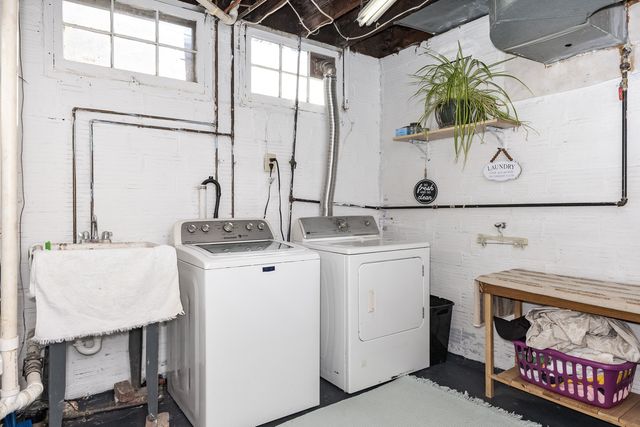 1305 S Fell Avenue, Normal, IL 61761