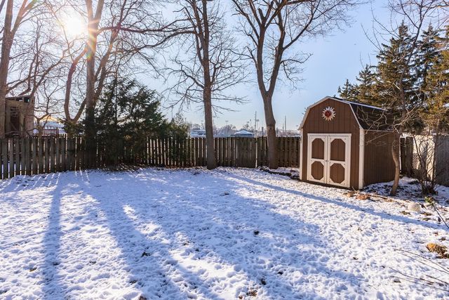 1305 S Fell Avenue, Normal, IL 61761