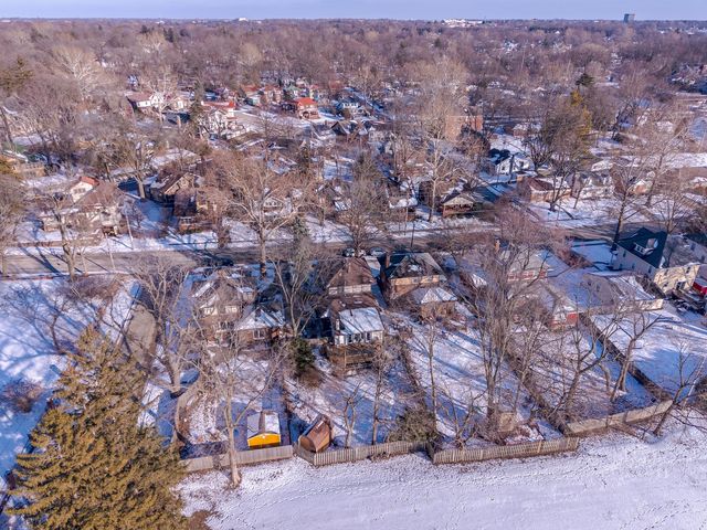 1305 S Fell Avenue, Normal, IL 61761