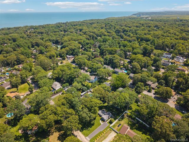 9 Middle Cross, Shoreham, NY 11786