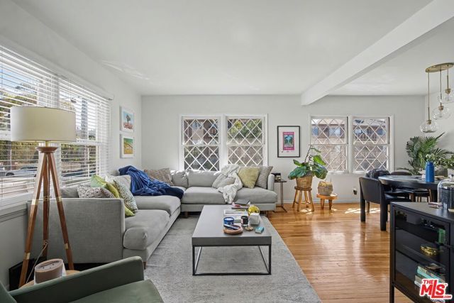 10481 Eastborne Avenue, Los Angeles, CA 90024