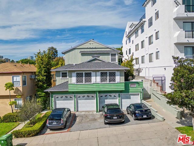 10481 Eastborne Avenue, Los Angeles, CA 90024