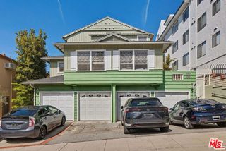 10481 Eastborne Avenue, Los Angeles, CA 90024