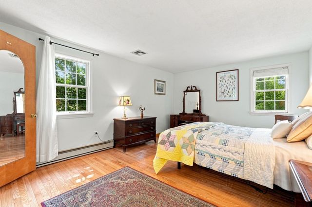 71 Mt Holyoke Drive, Amherst, MA 01002