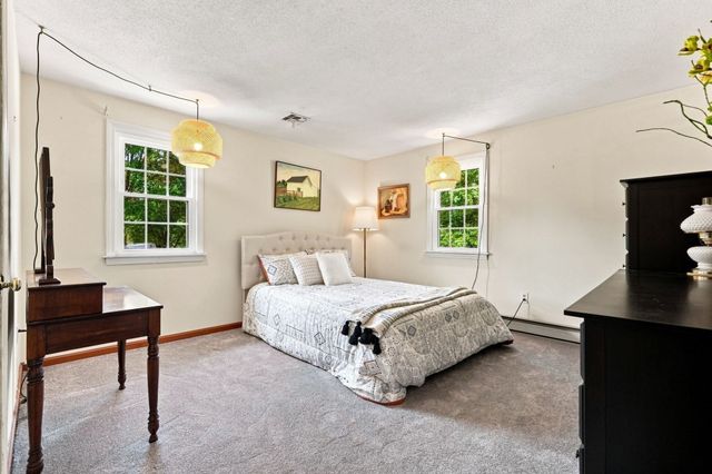 71 Mt Holyoke Drive, Amherst, MA 01002