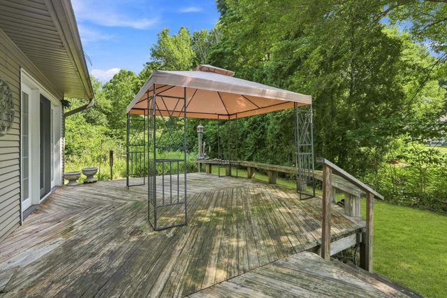 71 Mt Holyoke Drive, Amherst, MA 01002