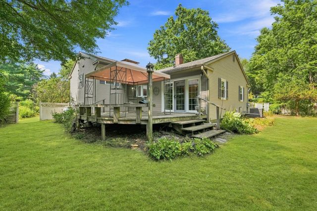 71 Mt Holyoke Drive, Amherst, MA 01002