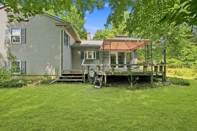 71 Mt Holyoke Drive, Amherst, MA 01002