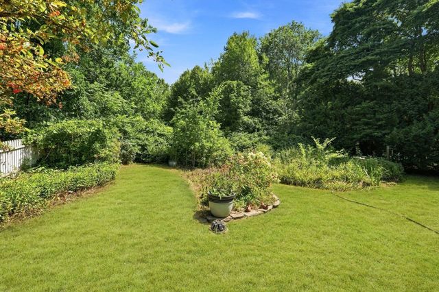 71 Mt Holyoke Drive, Amherst, MA 01002
