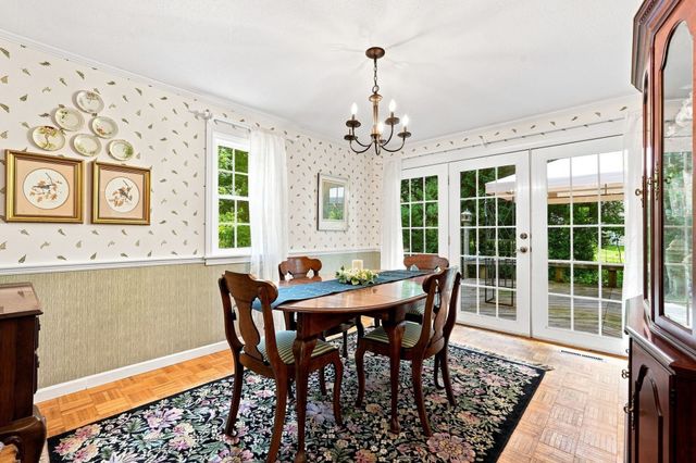 71 Mt Holyoke Drive, Amherst, MA 01002