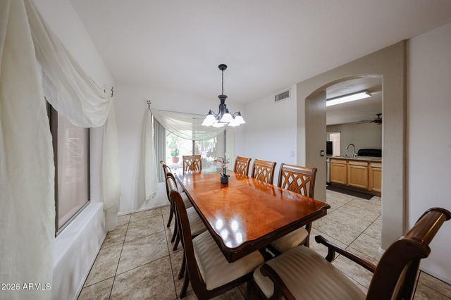 6510 W CHISUM Trail, Phoenix, AZ 85083