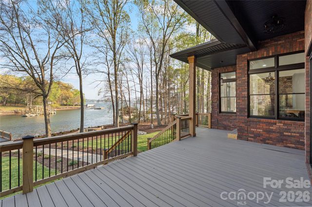 8806 Hearthstone Court, Terrell, NC 28682