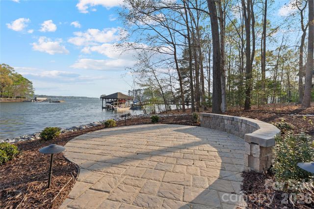 8806 Hearthstone Court, Terrell, NC 28682