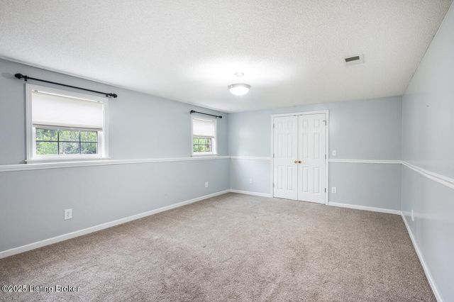 107 Deerfield hills Rd, Elizabethtown, KY 42701