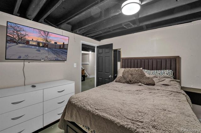 35831 Somerset Street, Westland, MI 48186