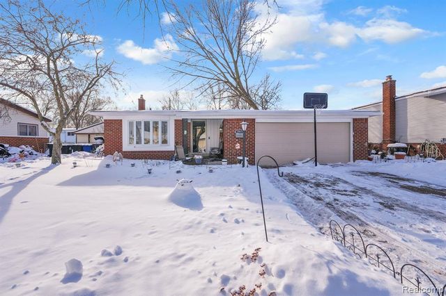 35831 Somerset Street, Westland, MI 48186