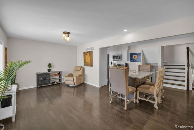 35831 Somerset Street, Westland, MI 48186