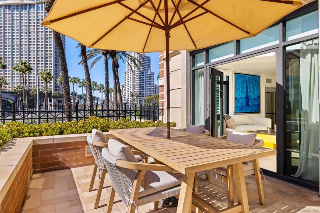 Image 2 of property listing at 500 W Harbor Drive 136, San Diego, CA 92101