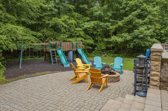 1 Equestrian Way, Clifton Park, NY 12065