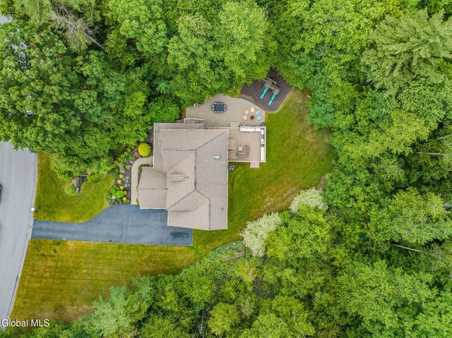 1 Equestrian Way, Clifton Park, NY 12065