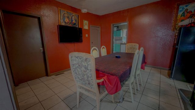 627 Lane Avenue, Grand Rapids, MI 49504