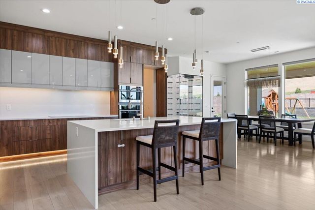 4126 Highview St, Richland, WA 99352