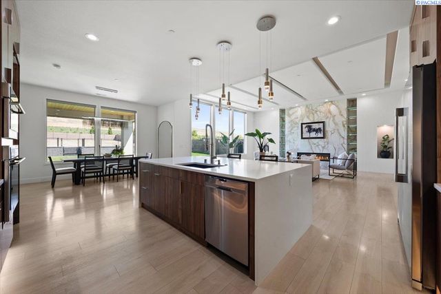 4126 Highview St, Richland, WA 99352