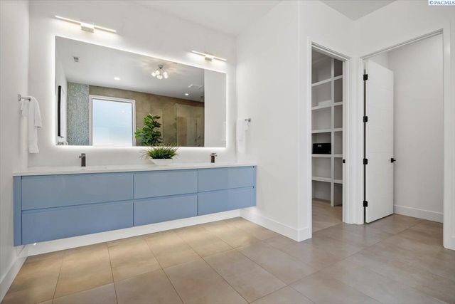 4126 Highview St, Richland, WA 99352