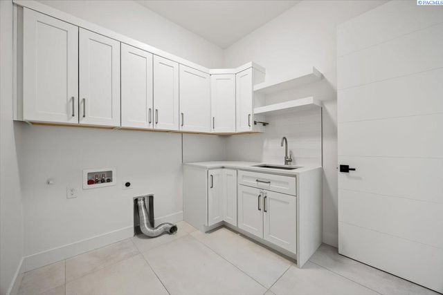 4126 Highview St, Richland, WA 99352