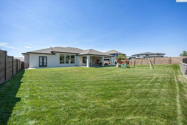 4126 Highview St, Richland, WA 99352