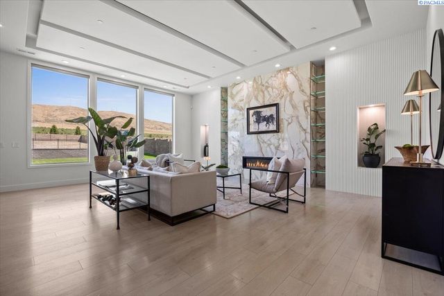 4126 Highview St, Richland, WA 99352